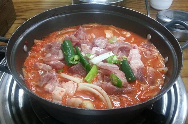 오양식관 김치찌개