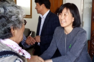 안철수 부인 김미경, ‘박지원 상왕론’ 묻자 “남편 꼭두각시 기질 없다”