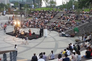 신도림역 일대 버스킹 존 변신