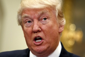 탄핵 여론 커진 트럼프, 가능성 따져 보니…