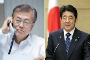 [속보] 문재인 대통령, 아베 총리와 전화 통화…조기 정상회담 실시 합의