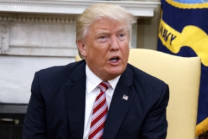 “트럼프, 워터게이트보다 더 위험”···학계 공공연히 ‘탄핵’ 언급