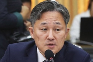 표창원, 황병헌 판사 조윤선 집행유예에…“국가를 사유물로 여기는 자들”