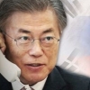 문 대통령, 푸틴과 통화…“북핵 해결에 러시아 건설적 역할 기대”