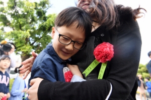 [서울포토] ‘선생님, 감사하고 사랑합니다~’