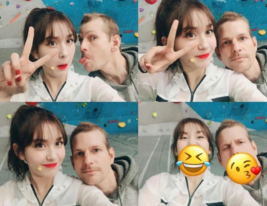 전소미, 매튜 도우마