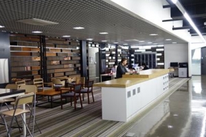 사무실·VR 장비 공짜로… 돈줄 막힌 신생기업 ‘단비’