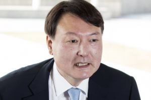 윤석열 서울중앙지검장 재산 64억 7000만원…부인이 수십억대 자산가