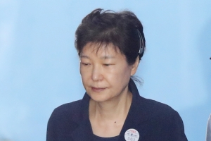 [서울포토] 재판 마치고 야윈 박근혜 전 대통령