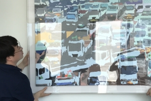 성남시민들 생활공간에서 미술작품 감상한다