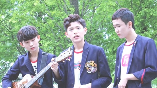 더이스트라이트, 에드시런