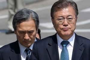 사드 발사대 4대 추가반입, 군통수권자에 보고 누락…文대통령 “진상조사하라”(종합)