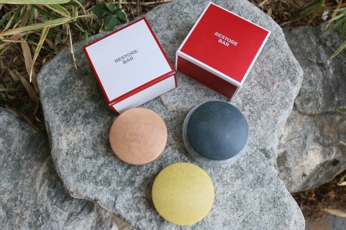 천연원료에 대한 관심이 그 어느때 보다 큰 요즘, 바이오테크놀로지기업 메디키네틱스가 프리미엄 천연비누 브랜드 엔퓨어스를 런칭했다.