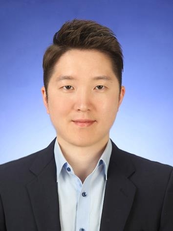 염지운 신라젠 사업개발팀 변호사