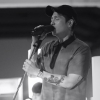 가수 박원, 게릴라 한강 라이브 성황…신곡 ‘다운’ 선보여