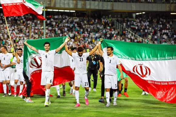 이란, 우즈벡 꺾고 월드컵 본선 진출 확정