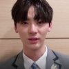 워너원 황민현, 데뷔 확정에도 웃지 못해..무대 뒤 눈물 포착 “맴찢”