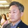 표창원 “정치인, 문자 받을 의무…국민 비난하는 비겁한 정치 마라”