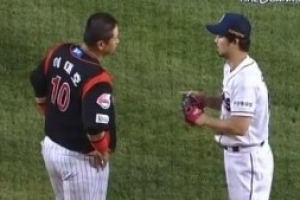 이대호 “오재원과 친한 사이, 불편 끼쳐 죄송하다”