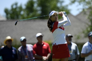 유소연, LPGA 월마트 챔피언십 우승…세계 랭킹·상금 1위 등극