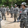 “나도야 귀신잡는 해병” 탈북 대학생들의 이색 해병대 병영체험