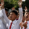 [포토] 북한 미사일 발사 소식에 환호하는 북한 주민들