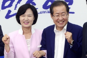 문무일-추미애-홍준표, 물고 물리는 순환 인연 주목