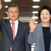 문 대통령 지지율 76.6%로 상승…대북 강력대응·외교행보 효과