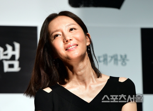 ‘장산범’ 염정아