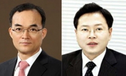 문무일(왼쪽) 검찰총장 후보자와 오세인 광주고검장