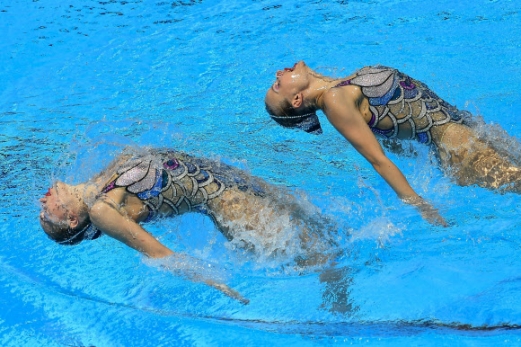 [포토] ‘금빛으로 물든 유영’