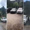 차량 한 대에만 떨어지는 희한한 빗줄기, 과연 진실은?