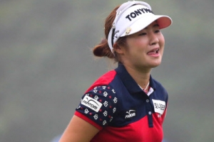 폭우·안개 뚫고… 이정은 KLPGA 시즌 2승