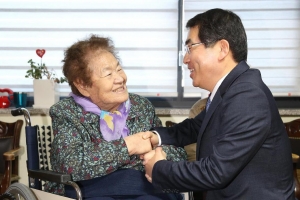 양기대 광명시장 “광명동굴 즐겁게 구경하시면서 ‘광명시장 아들 고맙다’고 말하던 모습이 눈에 선하네요”