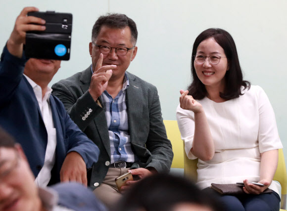 바른정당 찾은 자유한국당 김현아 의원