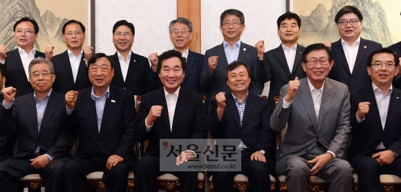 “평창 파이팅” 외치는 李총리·공공기관장