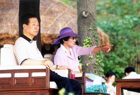 김대중 前 대통령(청남대·2001)