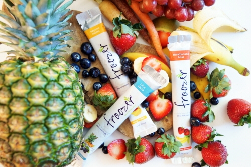 바쁜 일상과 탄수화물 위주의 식단으로 영양 불균형에 시달리는 현대인들의 몸을 아름답고 건강하게 가꿔줄 컬러푸드 테라피 제품이 주목 받고 있다. 미국에서 신개념 영양 밸런스 홀푸드로 화제가 되고 있는 Froozer(프루져)가 오는 8월 2일, 롯데 홈쇼핑에서 국내 최초로 단독 론칭된다.