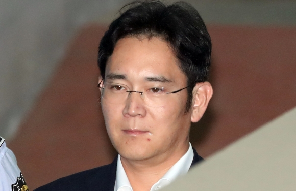 박영수 특검팀 이재용 삼성전자 부회장에 ‘징역 12년’ 구형