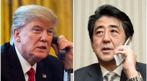 도널드 트럼프(왼쪽) 미국 대통령과 아베 신조 일본 총리. 연합뉴스
