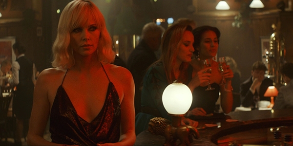 영화 ‘아토믹 블론드’ 메인 예고편의 한 장면.