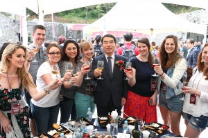 다음달부터 광명동굴입구서 전국 특산물 주말장터 연다