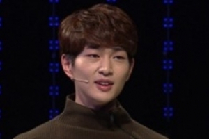 “‘강제추행’ 혐의 샤이니 온유, 검찰서 무혐의 처분”