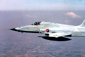 비상대기하며 술판 벌인 공군 조종사들…‘총체적 기강해이’