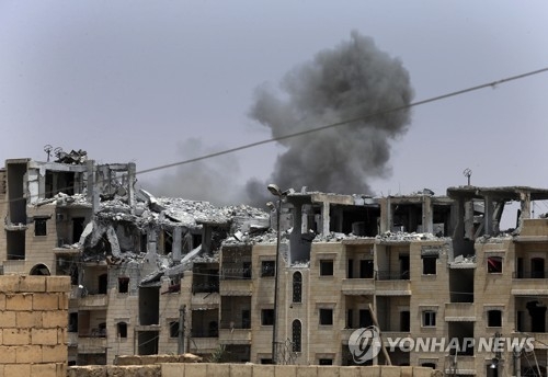 IS 점령 당시 폭격당한 시리아 락까의 모습 AP 연합뉴스