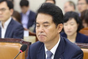 류영진, 이어지는 말실수…“직원들이 소홀한 부분이 있었다”