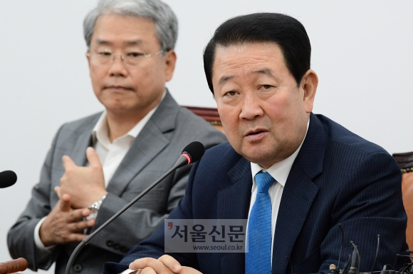 국민의당 박주선 비상대책위원장이 25일 오전 국회 당대표실에서 열린 제38차 비상대책위원회의에 참석해 발언하고 있다.  이종원 선임기자 jongwon@seoul.co.kr
