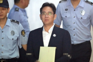 이재용 1심서 징역 5년 선고…삼성에 미치는 영향은?