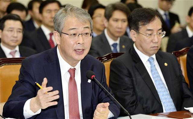 임종룡(왼쪽) 전 금융위원장