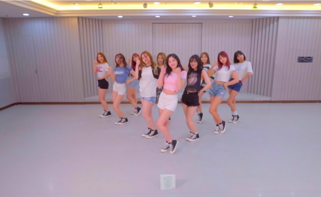 프리스틴 ‘위 라이크’ 안무 연습 영상 캡처